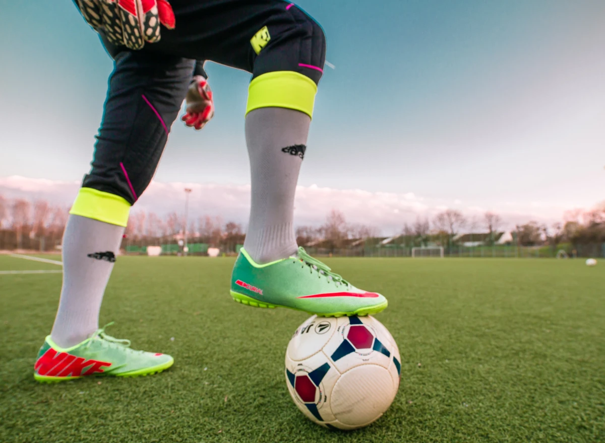 Cara Bermain Sepak Bola untuk Pemula Hingga Menjadi Profesional